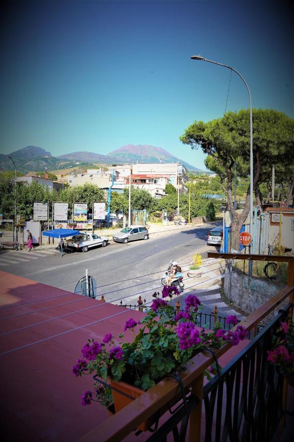 Vesuvius' Lovely Inn Ercolano Dış mekan fotoğraf